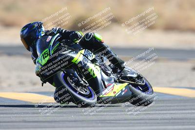 media/Jan-10-2025-CVMA Friday Practice (Fri) [[489e0da257]]/Group 4 and Trackday/Session 4 (Turn 16)/